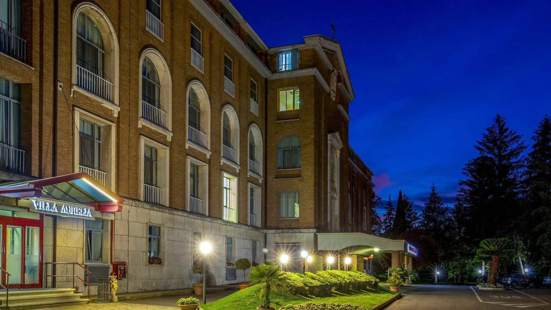 Villa Aurelia Rome 3*,